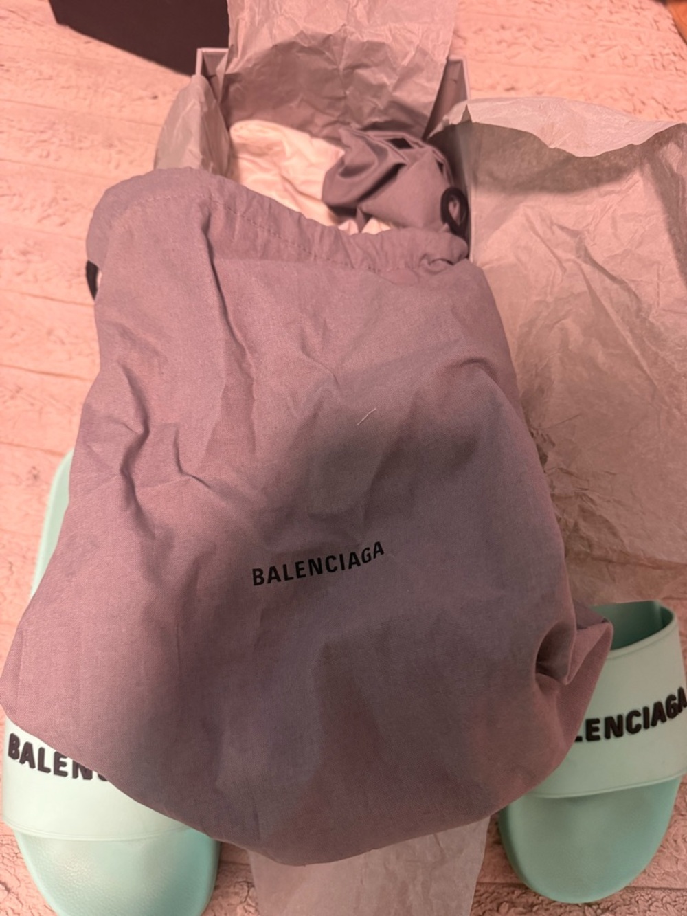 Balenciaga Mint Green Logo Slide Sandals - Picture 5 of 5